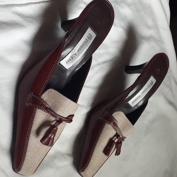 Etienne Aigner PATRICIAN Heels size 6M Leather - Picture 2 of 6
